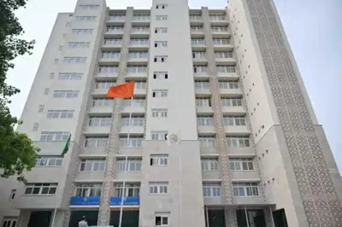 दिल्ली टेक्नोलॉजिकल यूनिवर्सिटी में 12 मंजिला 2 विश्वस्तरीय हॉस्टल दिल्ली टेक्नोलॉजिकल यूनिवर्सिटी में 12 मंजिला 2 विश्वस्तरीय हॉस्टल